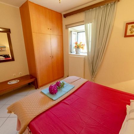 Krasa 2Bedroom Apartment Ágios Matthaíos 외부 사진