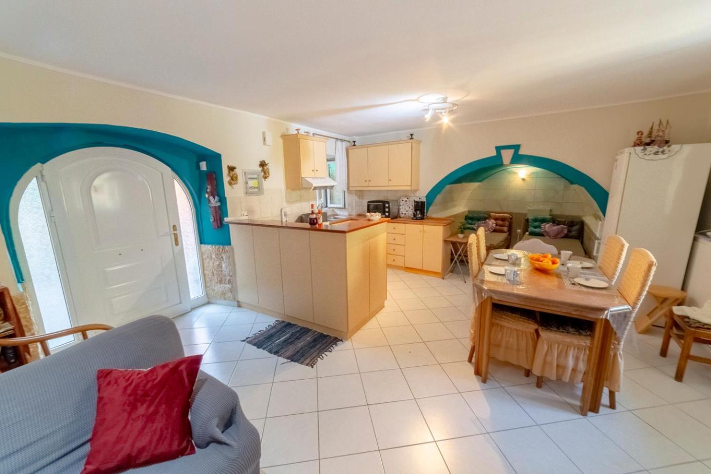 Krasa 2Bedroom Apartment Ágios Matthaíos 외부 사진