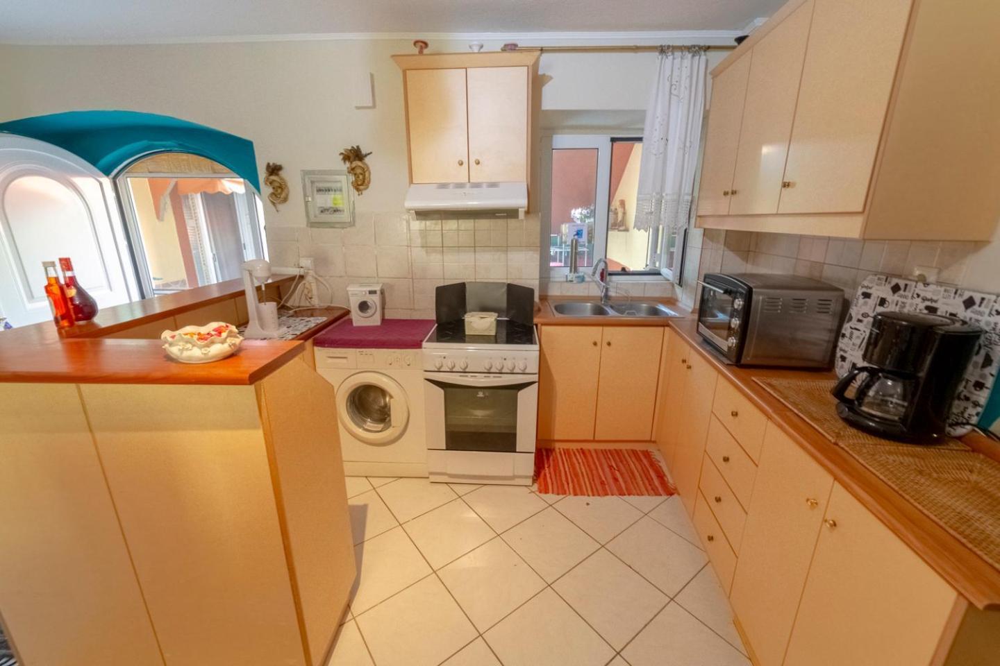 Krasa 2Bedroom Apartment Ágios Matthaíos 외부 사진
